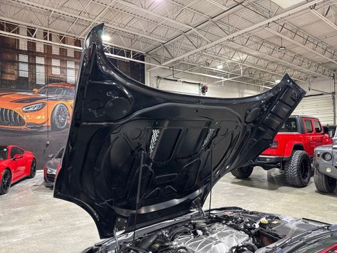 Used 2017 Jaguar F-TYPE S image 17