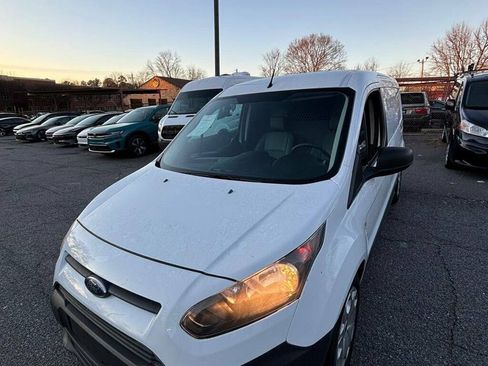 Used 2018 Ford Transit Connect XL image 4