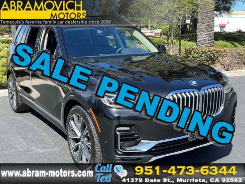 Used 2022 BMW X7 xDrive40i w/ Premium Package AWD/4WD image 1