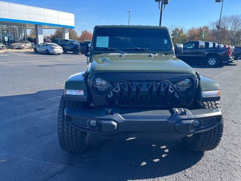 Used 2021 Jeep Wrangler Unlimited Sahara AWD/4WD image 8