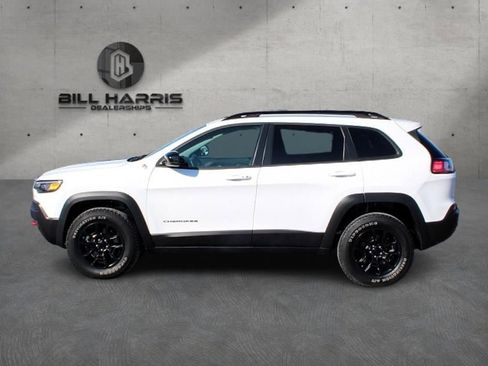 Used 2022 Jeep Cherokee Trailhawk w/ Comfort/Convenience Group image 7
