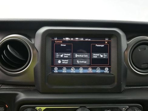 Used 2023 Jeep Wrangler Sport S image 25