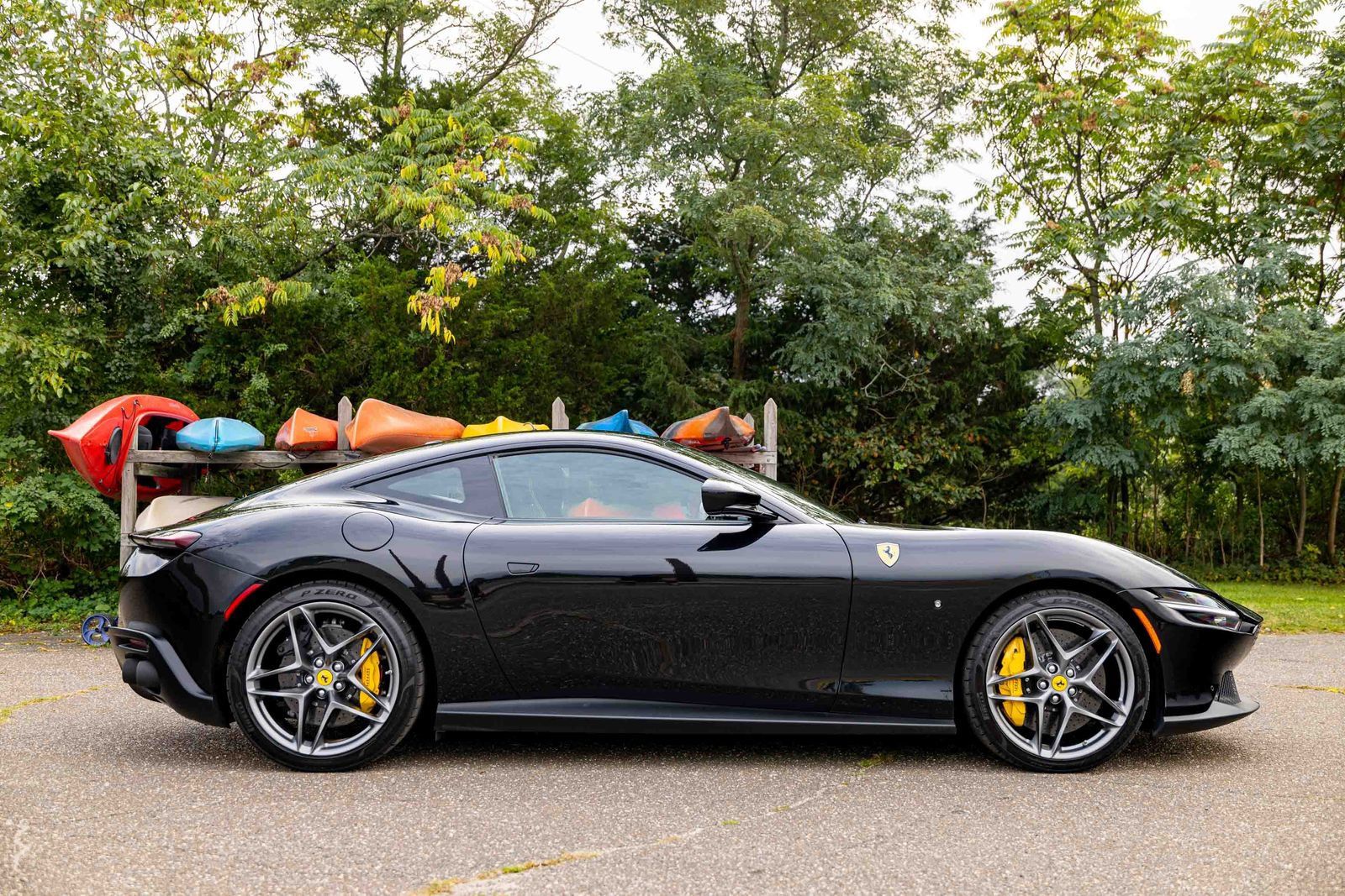 Used 2022 Ferrari Roma RWD image 7