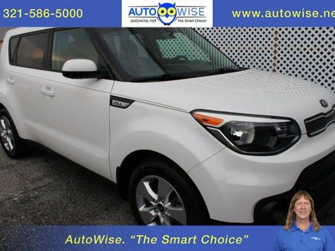Used 2018 Kia Soul FWD image 1
