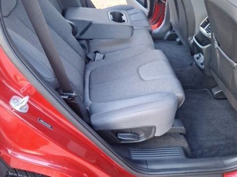 Used 2020 Hyundai Santa Fe SEL image 21