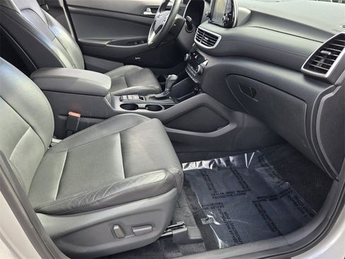 Used 2020 Hyundai Tucson Limited w/ Cargo Package image 16