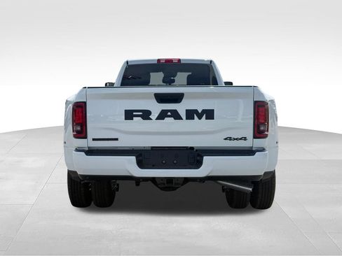 New 2026 RAM 3500 Big Horn AWD/4WD image 4