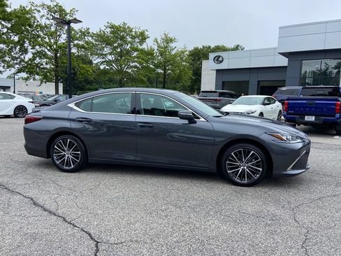 Certified 2025 Lexus ES 350 w/ Premium Package FWD image 4