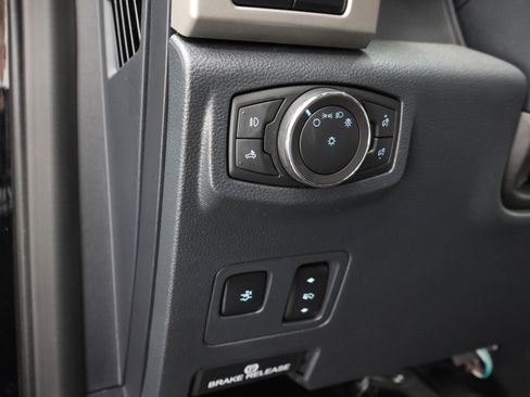 Used 2022 Ford F250 Lariat w/ Tremor Off-Road Package image 50