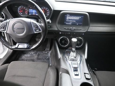 Used 2021 Chevrolet Camaro LT RWD image 15