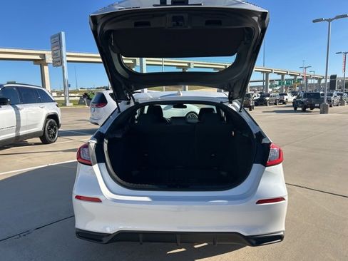 Used 2022 Honda Civic Sport image 9