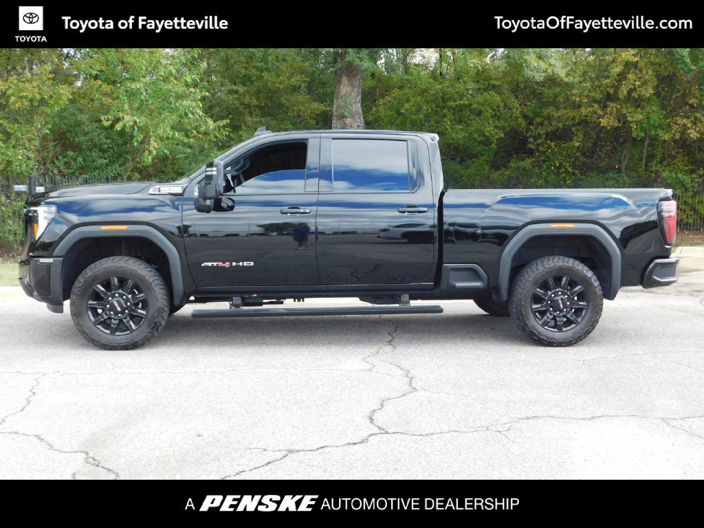 Used 2026 GMC Sierra 2500 AT4 w/ AT4 Premium Plus Package AWD/4WD image 9