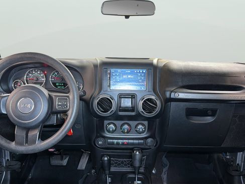Used 2015 Jeep Wrangler Unlimited Sport AWD/4WD image 19