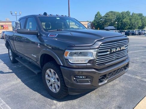 Used 2022 RAM 2500 Laramie AWD/4WD image 1