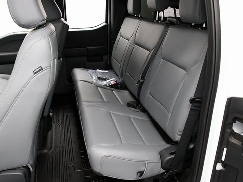 New 2025 Ford F550 4x4 Supercab Super Duty image 11