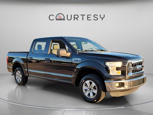 Used 2016 Ford F150 XLT image 7