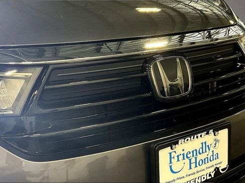 Used 2024 Honda Odyssey Elite image 34