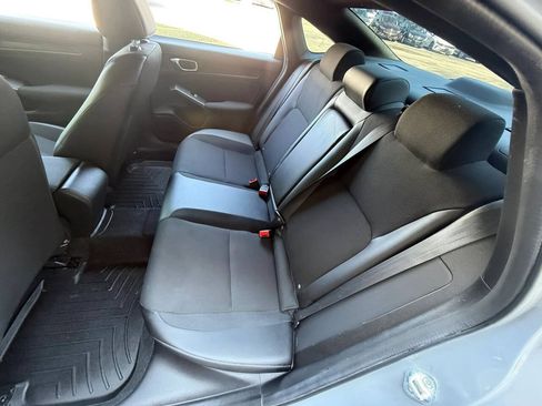 Used 2025 Honda Civic Sport image 16