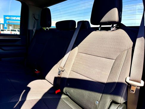 Used 2024 Chevrolet Silverado 2500 LT image 16