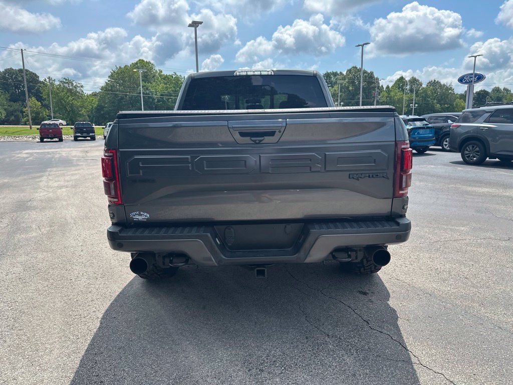 Used 2018 Ford F150 Raptor w/ Equipment Group 802A Luxury AWD/4WD image 4