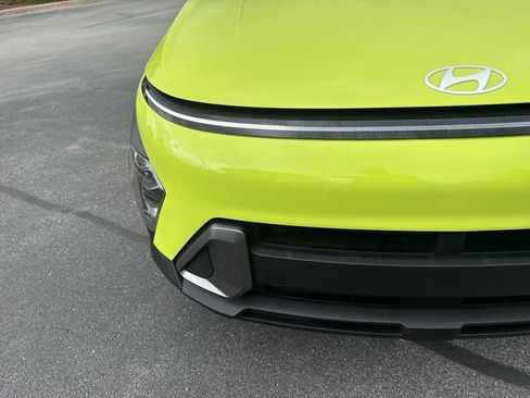 Certified 2024 Hyundai Kona SEL AWD/4WD image 40