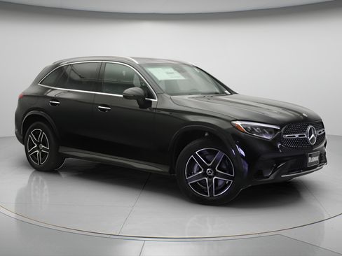 New 2026 Mercedes-Benz GLC 300 4MATIC image 1