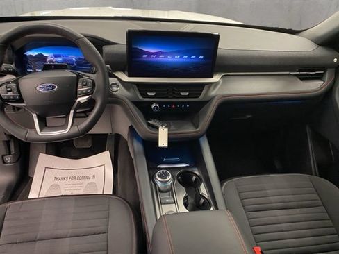 Used 2025 Ford Explorer ST-Line w/ Premium Package AWD/4WD image 11