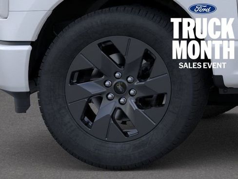 New 2025 Ford F150 Lightning Lariat image 17