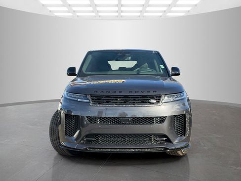 New 2026 Land Rover Range Rover Sport SV image 2