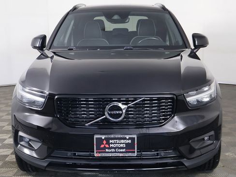 Used 2021 Volvo XC40 T5 R-Design w/ Protection Package Premier AWD/4WD image 12