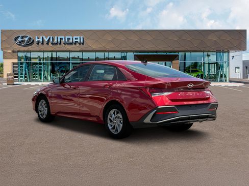 New 2025 Hyundai Elantra Blue image 5