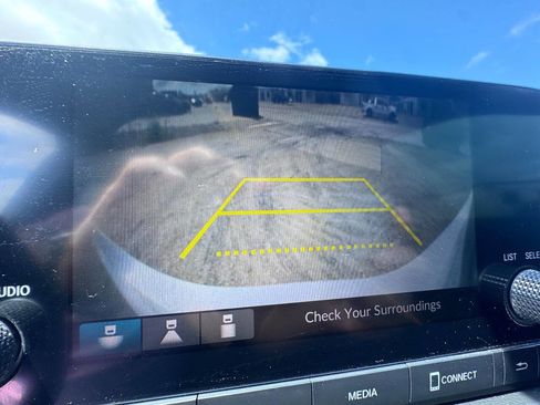 Used 2022 Honda Civic Sport image 36