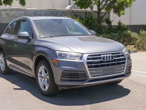 Used 2018 Audi Q5 2.0T Premium AWD/4WD image 3