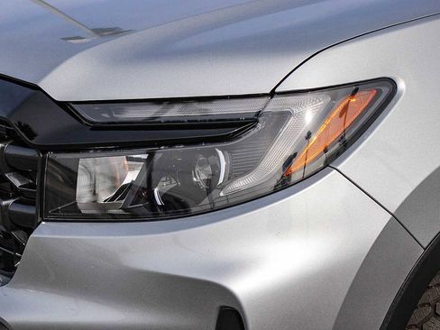 Certified 2025 Honda Ridgeline Sport+ image 10