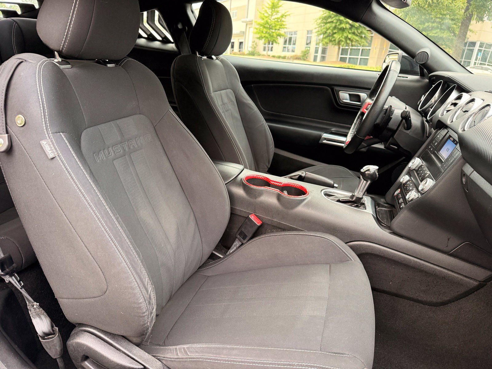 Used 2019 Ford Mustang Coupe RWD image 37