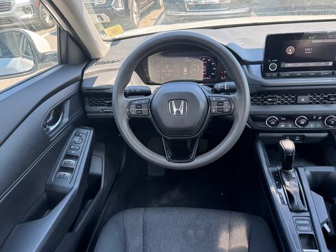 Used 2023 Honda Accord LX image 14