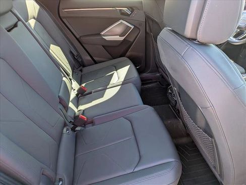 Used 2020 Audi Q3 2.0T Premium Plus w/ Premium Plus Package image 21