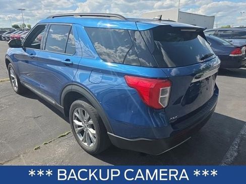 Used 2022 Ford Explorer XLT w/ Equipment Group 202A AWD/4WD image 3