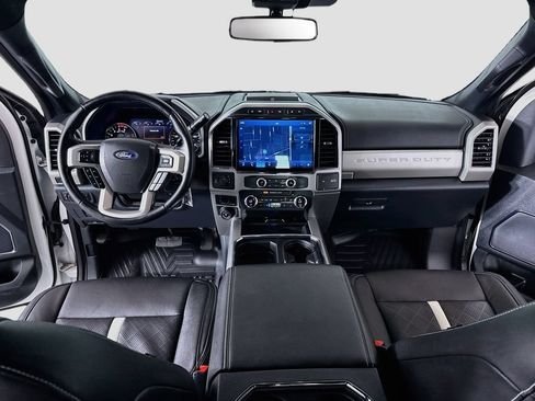 Used 2022 Ford F350 Lariat w/ Black Appearance Package AWD/4WD image 23