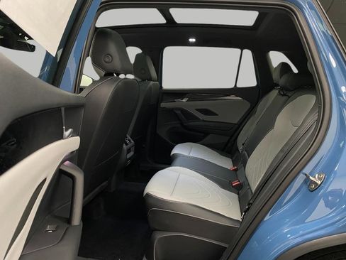 New 2026 Volkswagen Tiguan SE R-Line AWD/4WD image 18