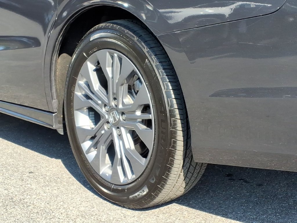 Used 2025 Honda Odyssey Touring image 8