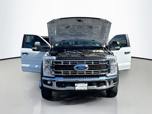 Used 2024 Ford F550 2WD SuperCab Super Duty image 19