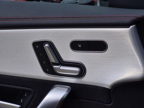 Certified 2023 Mercedes-Benz CLA 250 image 33