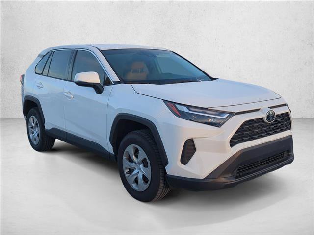Used 2023 Toyota RAV4 LE FWD image 4