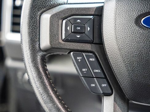 Used 2016 Ford F150 XLT w/ Equipment Group 302A Luxury AWD/4WD image 39