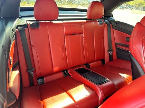 Used 2020 BMW M4 Convertible image 29