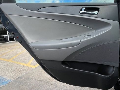 Used 2011 Hyundai Sonata SE w/ Navigation & Sunroof Pkg 4 image 37