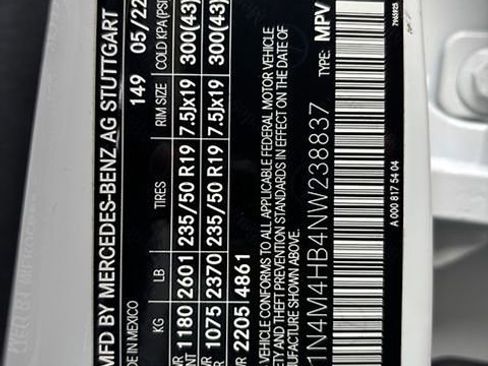 Used 2022 Mercedes-Benz GLB 250 4MATIC image 12