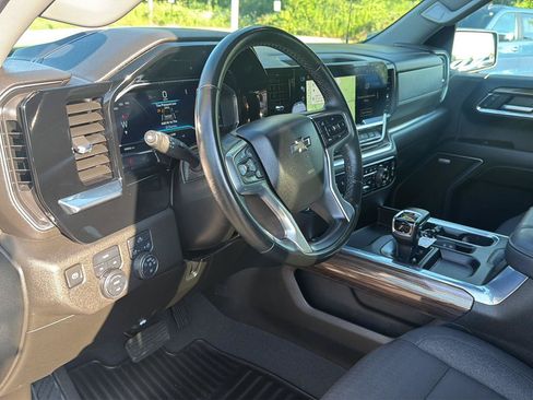 Used 2024 Chevrolet Silverado 1500 RST w/ Convenience Package II AWD/4WD image 14