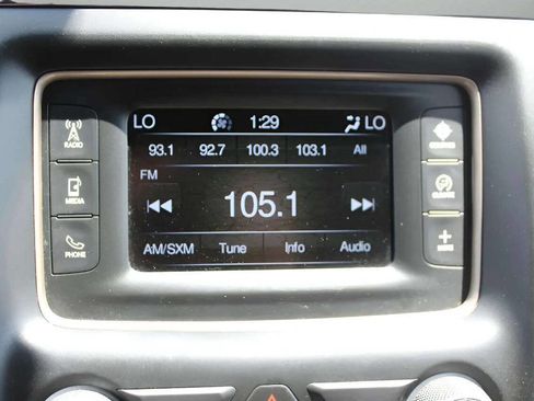 Used 2016 Jeep Grand Cherokee Laredo w/ Quick Order Package 23E image 19